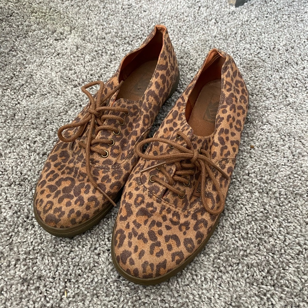 Vans- Leopard Print